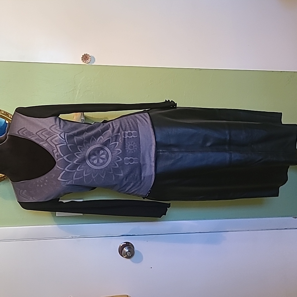 Vintage black leather skirt